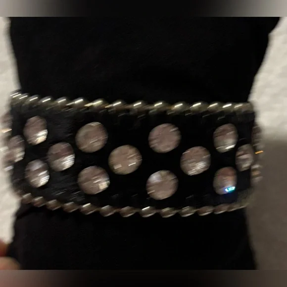 4 Piece Fashion Jewelry Set - Picture 6 of 6